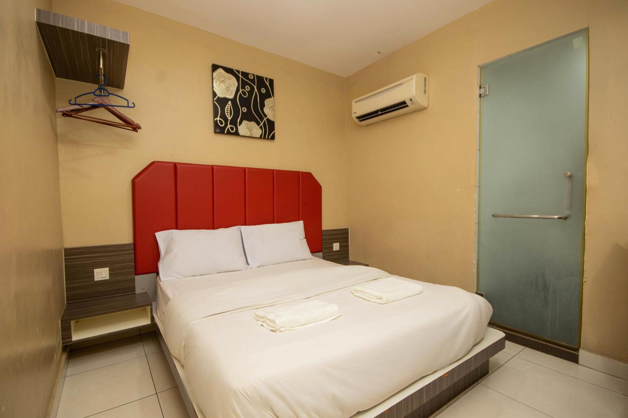 Jq Happy Lumut Hotel Bagian luar foto